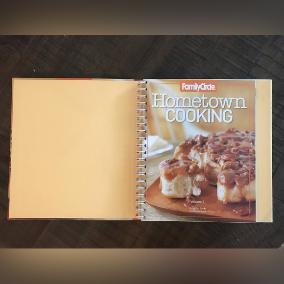 Family Circle Hometown Cooking Cookbook Hardback Spiral Wire Bound Vintage - Picture 9 of 10